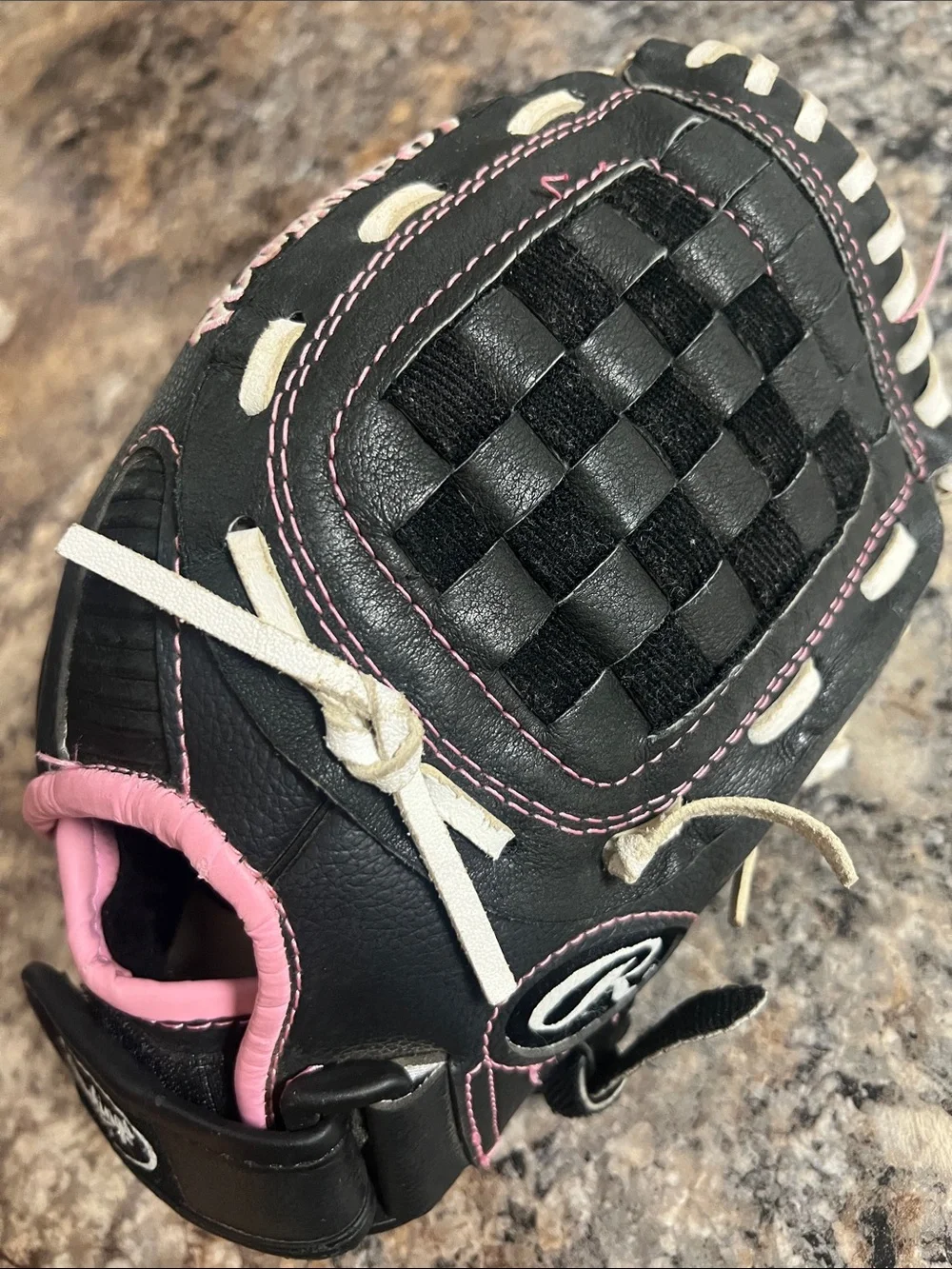 Rawlings Softball Glove Youth Black Pink Fastpitch WFP115